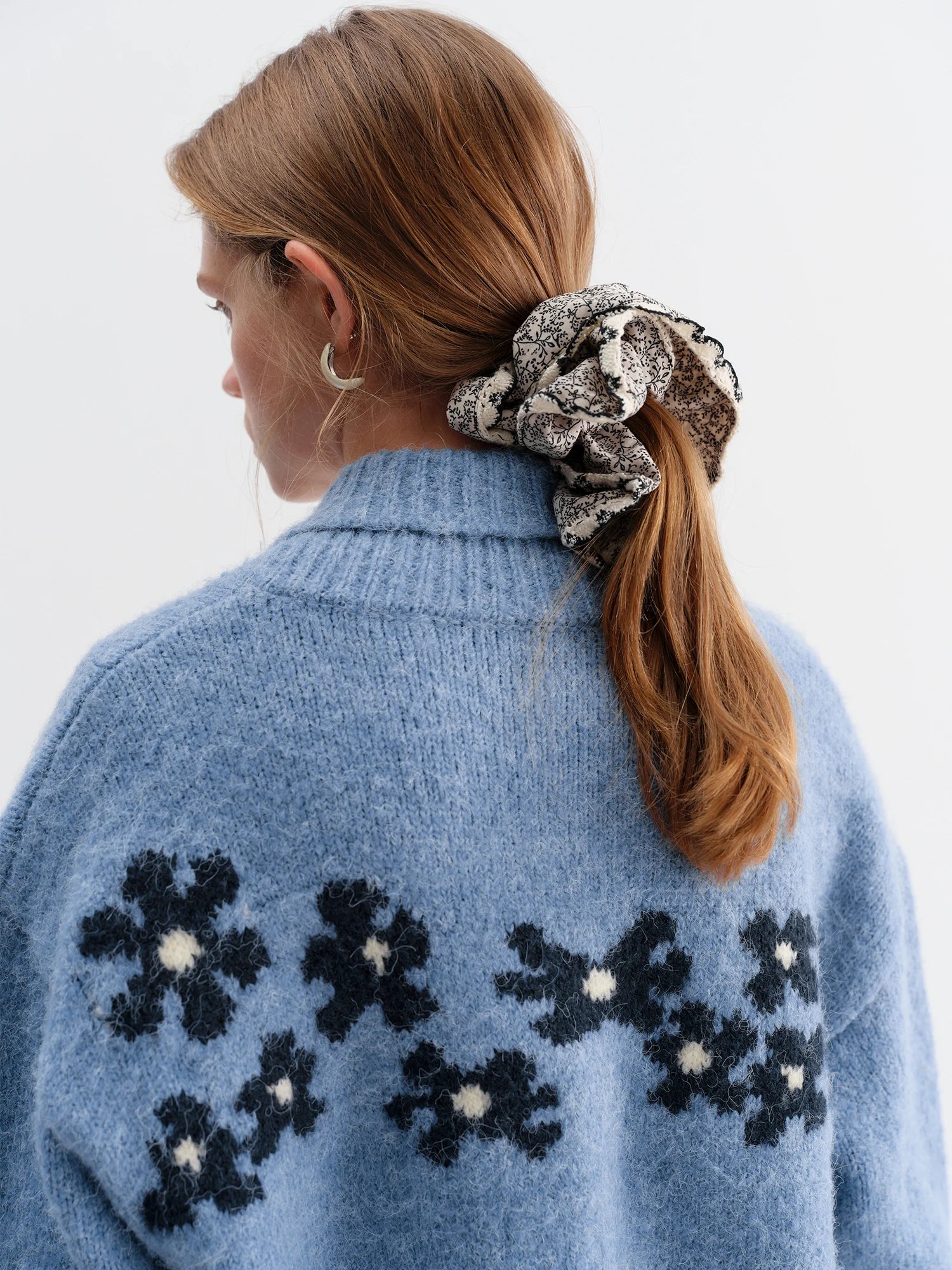 ​FSLE 2025 Winter Women's Retro Lazy Style Color Block Crochet Knit Sweater - Blue Open Front Cardigan for Casual Comfort​