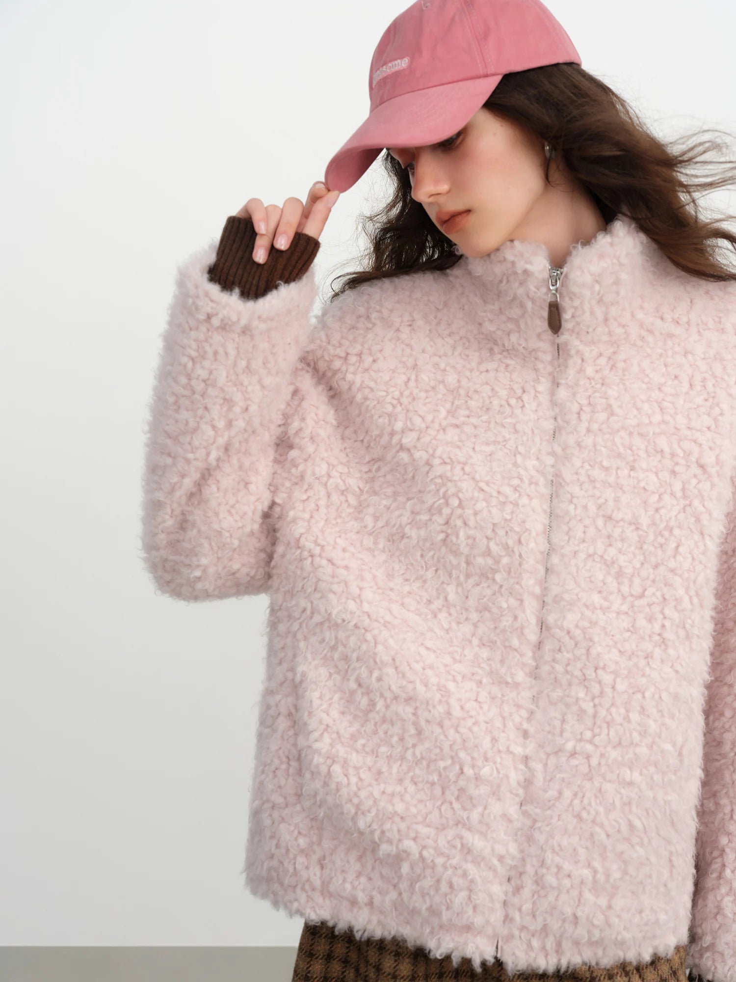 FSLE 2025 Winter New Women's Short Style Faux Fur Turndown Stand Collar Gentle and Soft Pink Textured Velvet Women Jacket