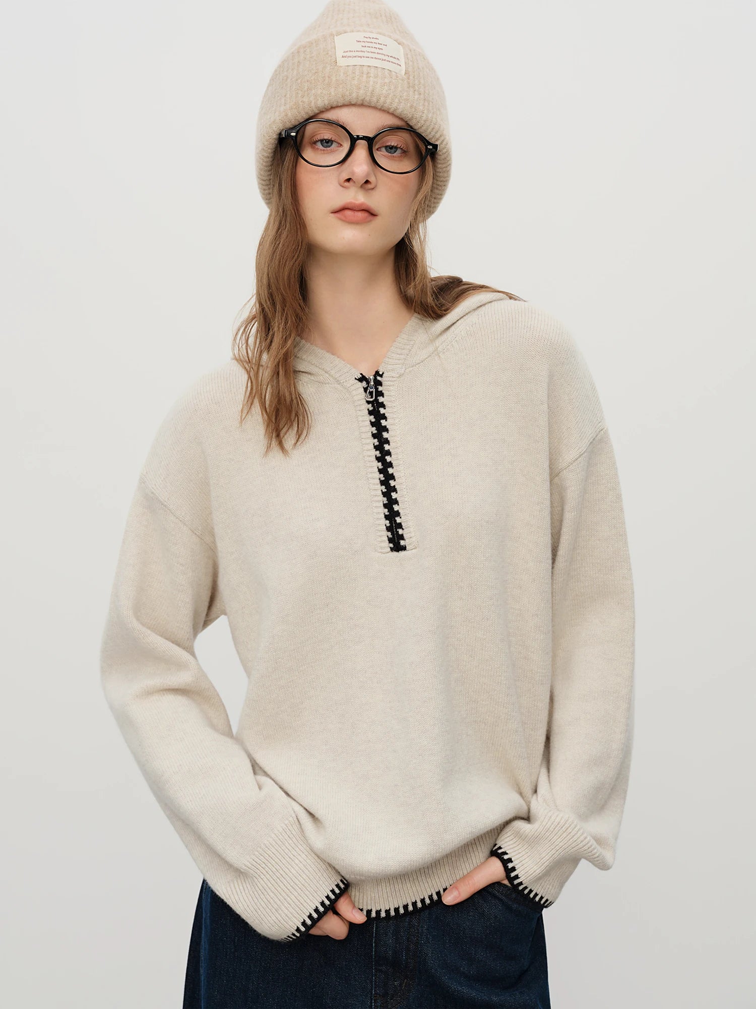 FSLE Contrast Color Loose Hooded Sweater for Women Winter 2025 New Embroidered Jacquard Hoodie Solid Simple Clean Fit