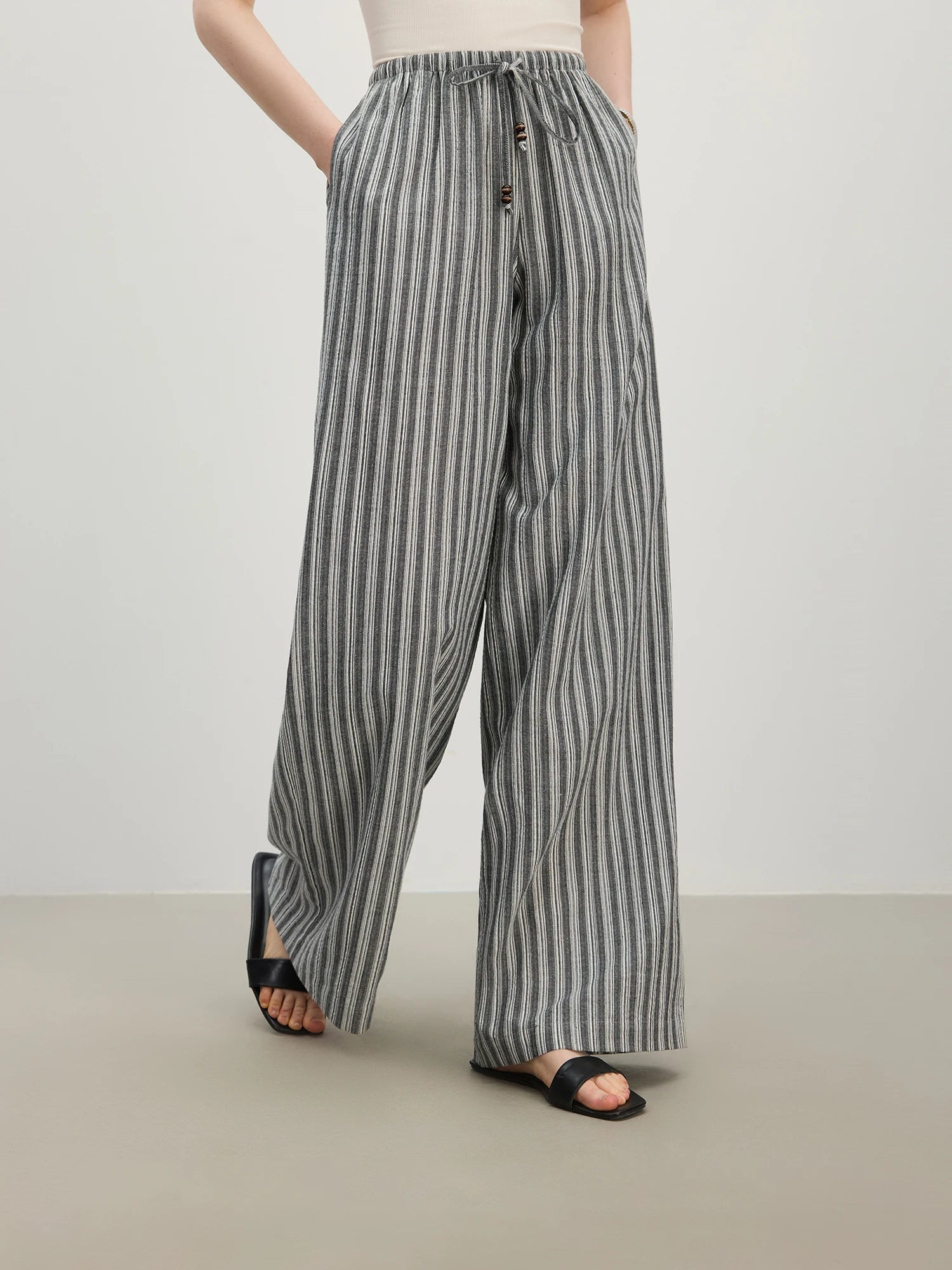 FSLE Black White Striped Pants High Waist Loose Drape Straight Pants Women 2025 Summer New Versatile Casual Pants 25FS12406