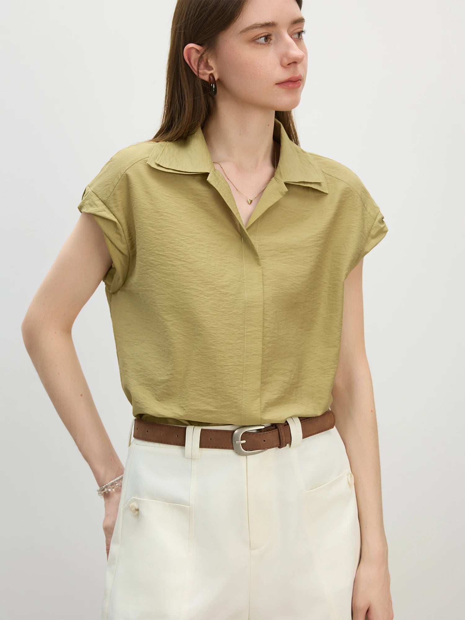 FSLE Women's Double-Layer Turn-Up Collar Flattering Fit Casual Commuter Shirt, 2025 Summer New Style Short Sleeve 25FS12465