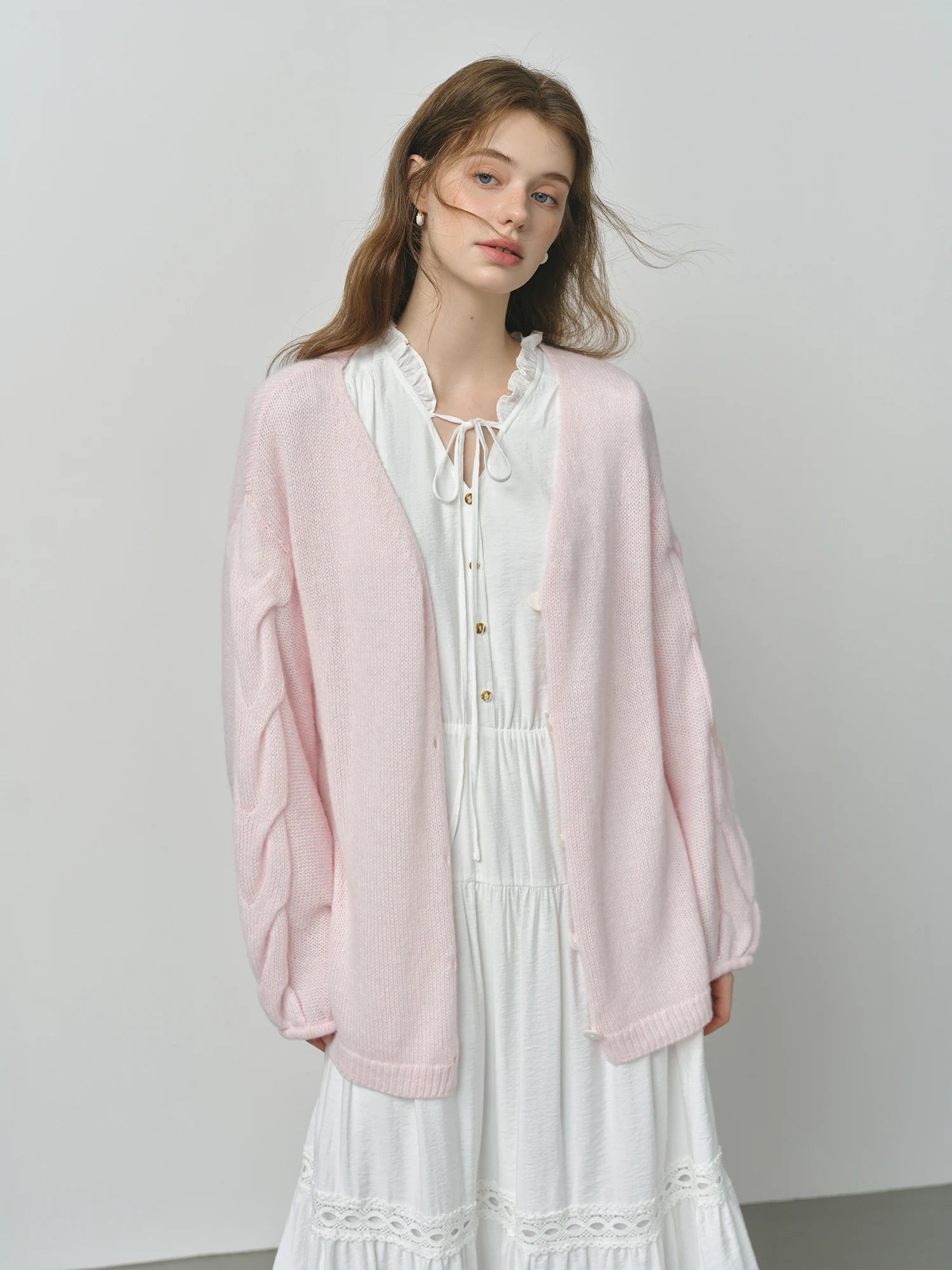 FSLE Alpaca Wool Loose Lazy Cable Knitted V-neck Cardigan Jacket Women's Autumn 2025 New 25FS13113