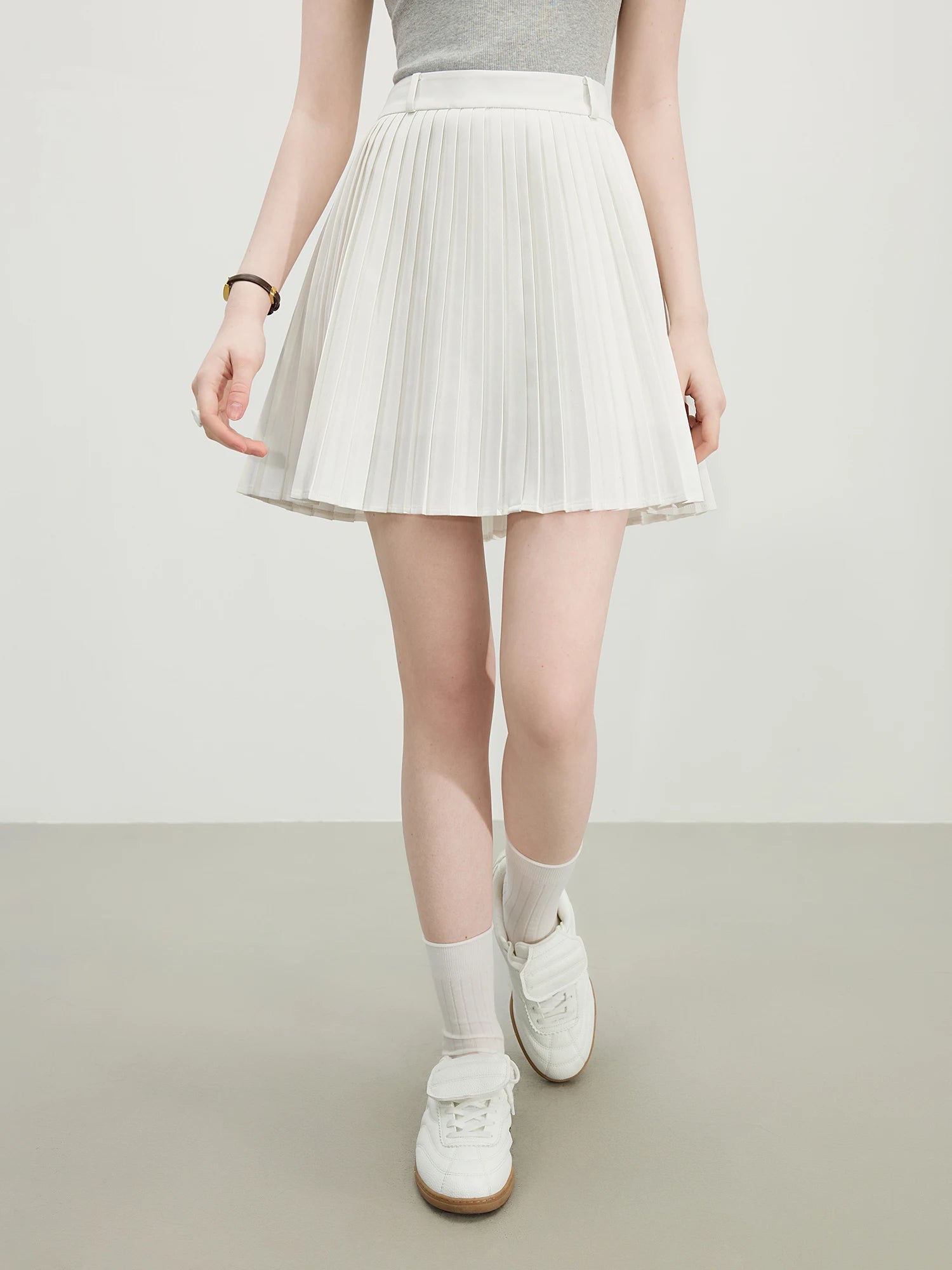 FSLE Office Lady White Wool-Blend Pleated Skirt 2025 Summer Slimming A-Line Mini Office To Chic Versatile Elegance 25FS12212