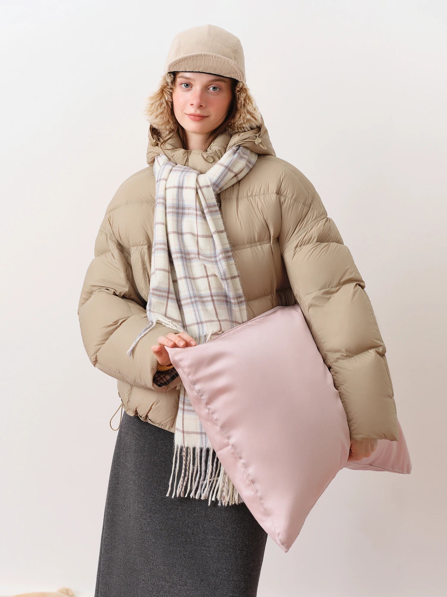 FSLE 2025 Winter Women Hooded Puffer Jacket Waterproof Downcoat Bubble Style Thermal Warm Coat Oversize Short Quilted Outerwear