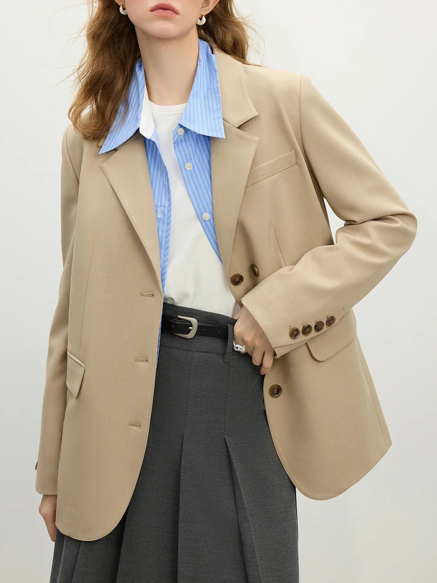 FSLE Women Khaki Blazer 2025 Spring New Office Lady Black Simple Loose Front Shoulder Blazer Coats Button Design Coat 25FS11071